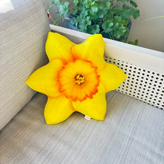 daffodil pillow