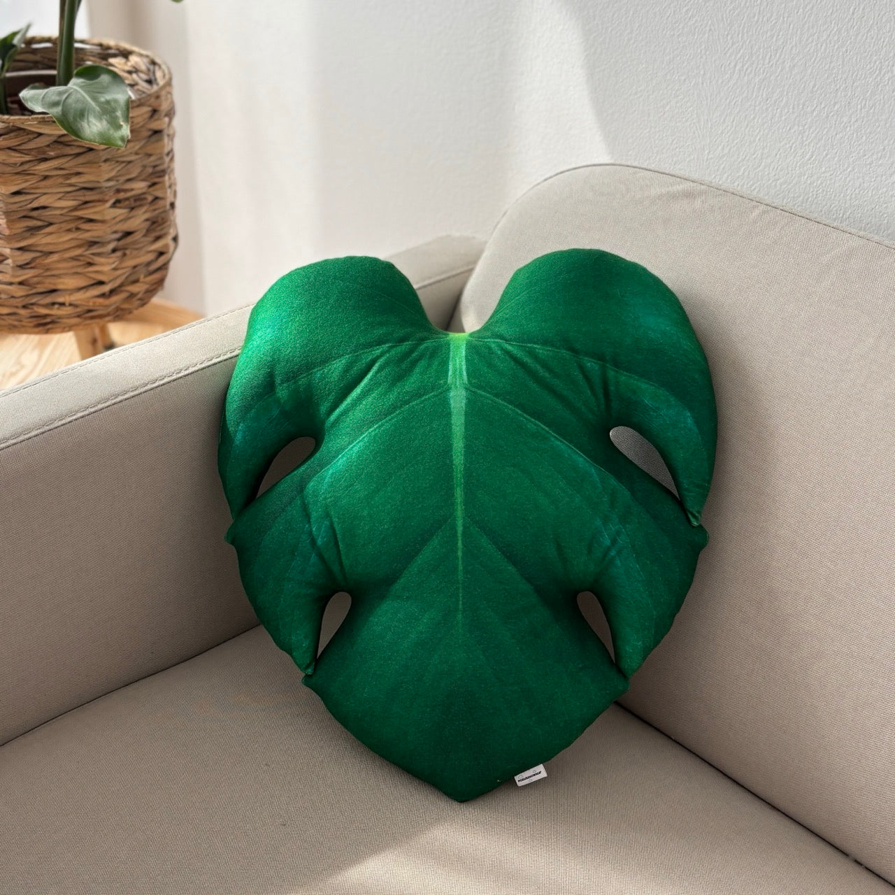 est philodendron pillow Monstera Leaf Pillow, Tropical Plant Cushion, Monstera Decor, Botanical Throw Pillow, Plant Lover Gift