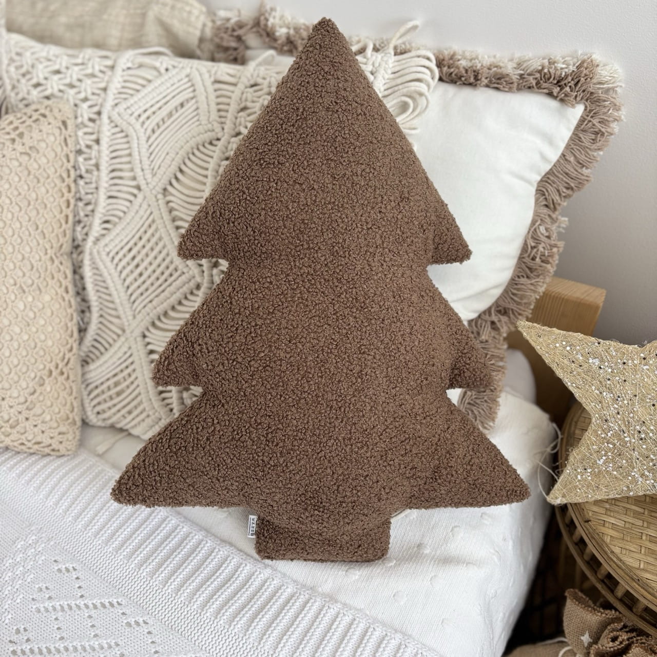 a06b5b53f693a50f3a1a80ed0c52d606