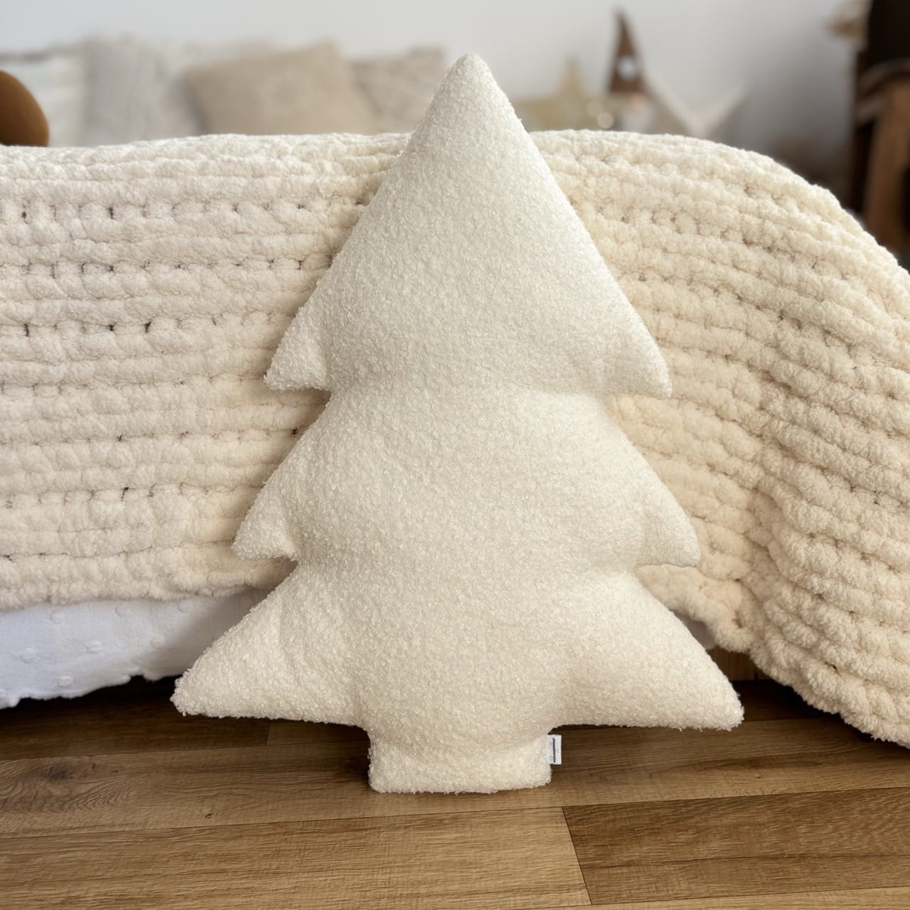 bd7532ffd4444a3b6da1a7e6c924f481