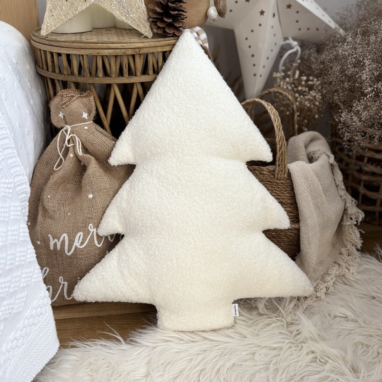 23706aed16b4a0cbbb6a7e39f0fe08ea