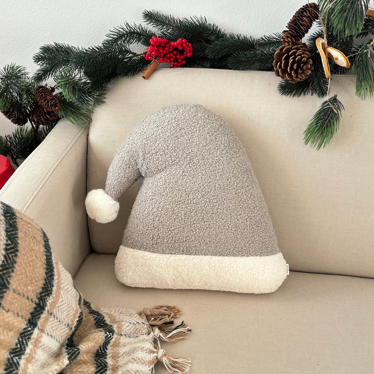 9bb05e85f781a3408bd7b895c8a7e79a