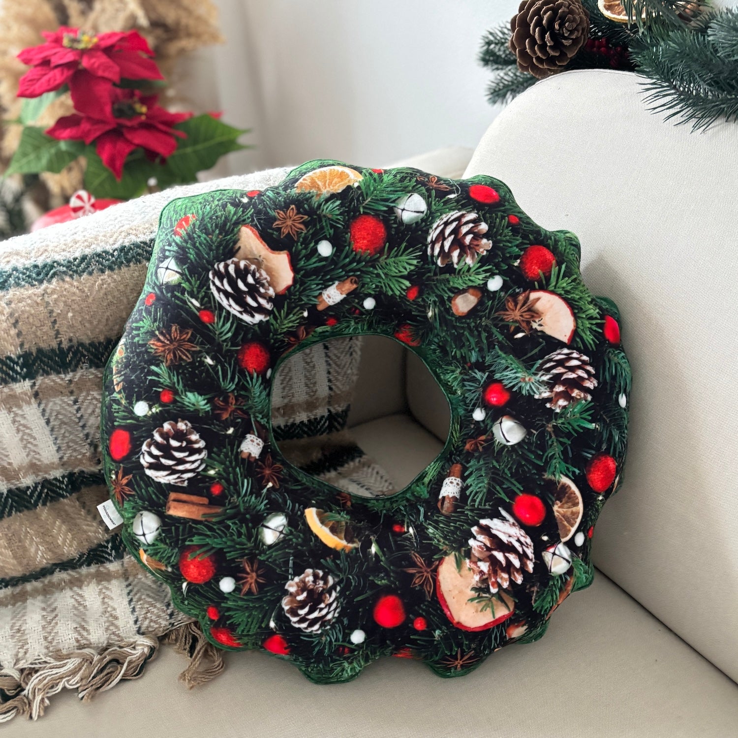 Christmas wreath shape pillow , christmas decor, christmas cushion