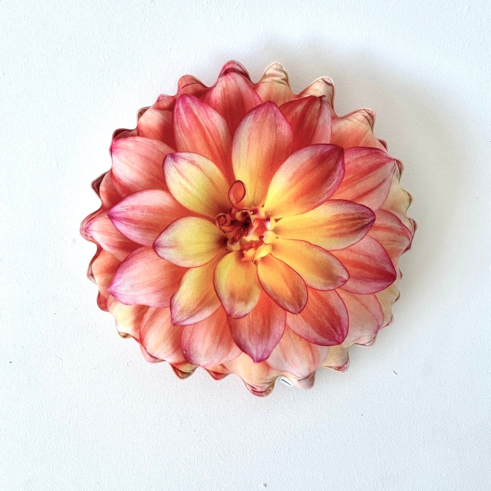 06d9759447fd685c140ff51d2a2bc64d