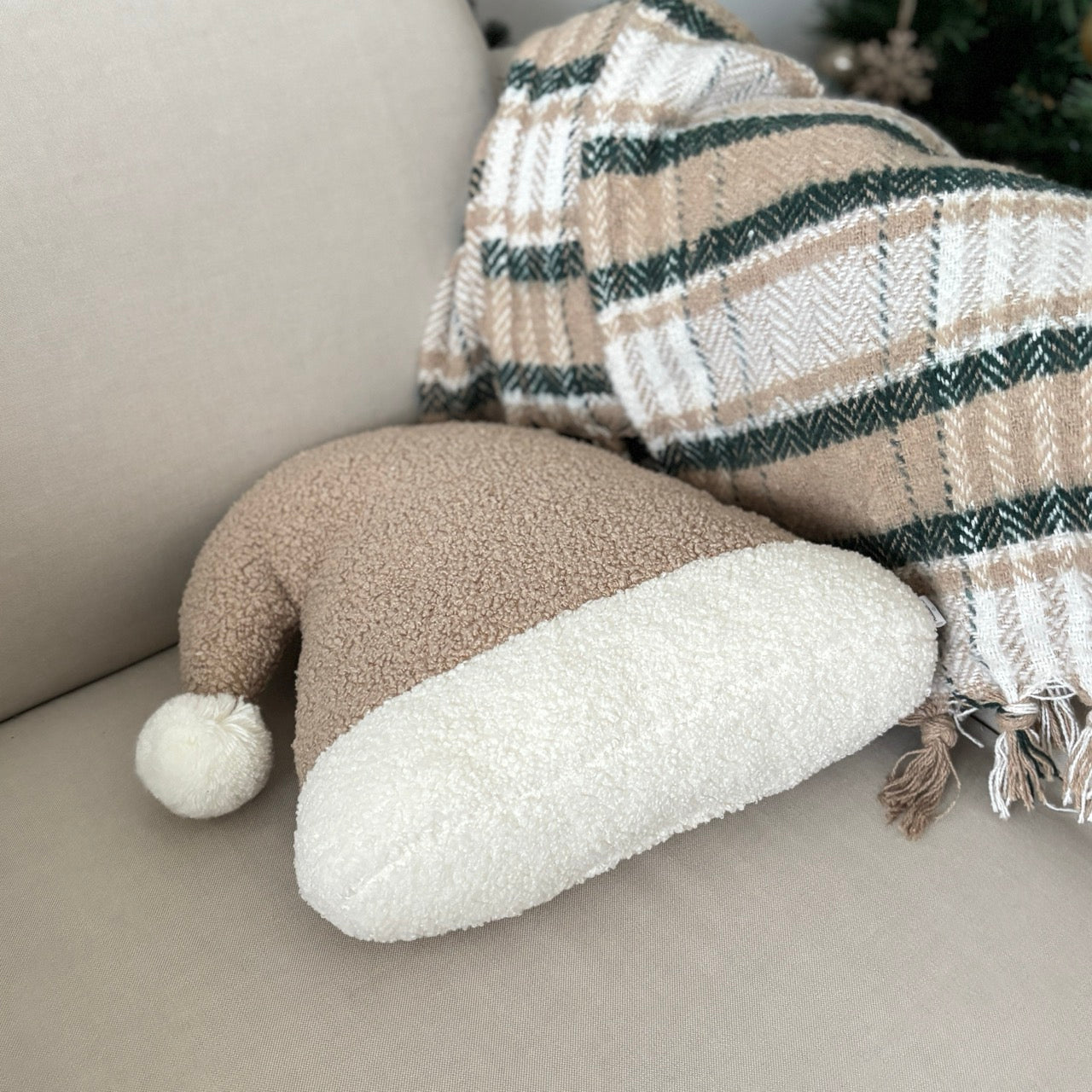 9f987c434877d06cb50a471476303efe