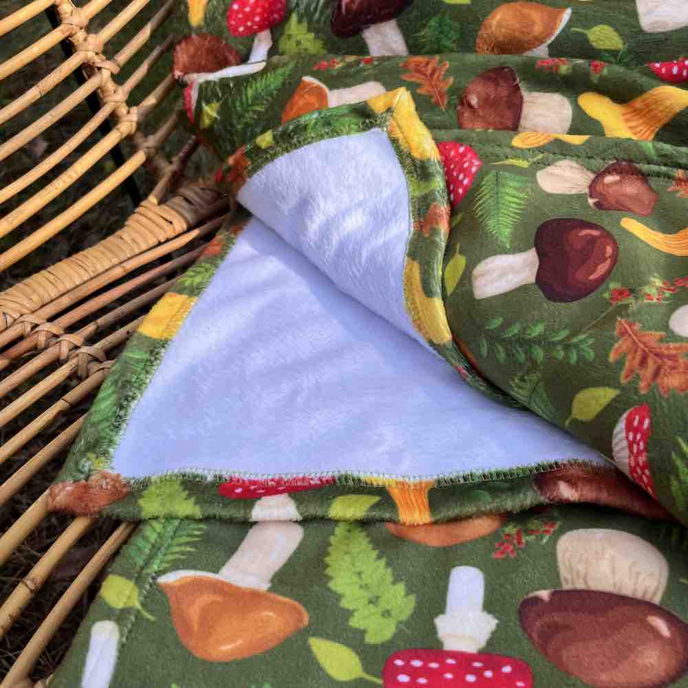 Mushroom throw blanket / mushrooms gift / throw blanket