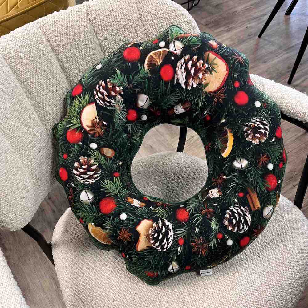 christmas wreath pillow